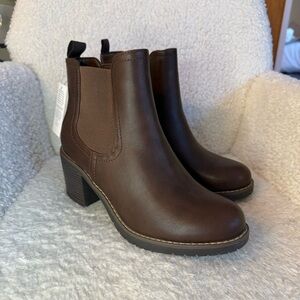 NTW Womens 8.5 Brown Faux Leather Minimalist Casual Ankle Boots: Western